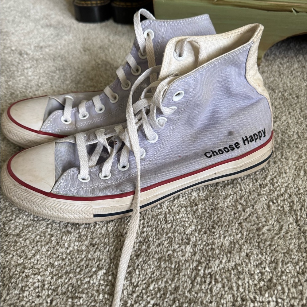 “choose happy“ Converse purple High-Tops size 8.5